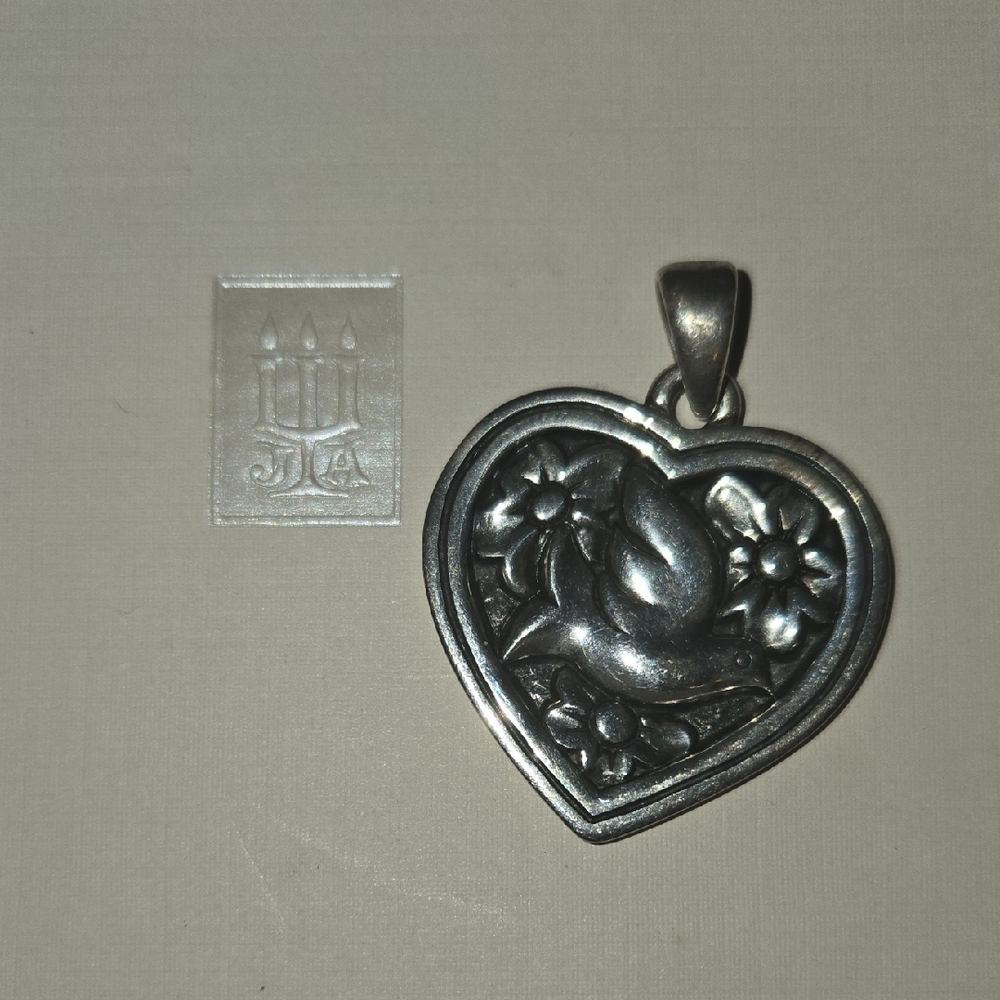 James Avery Silver Heart Pendant Necklace